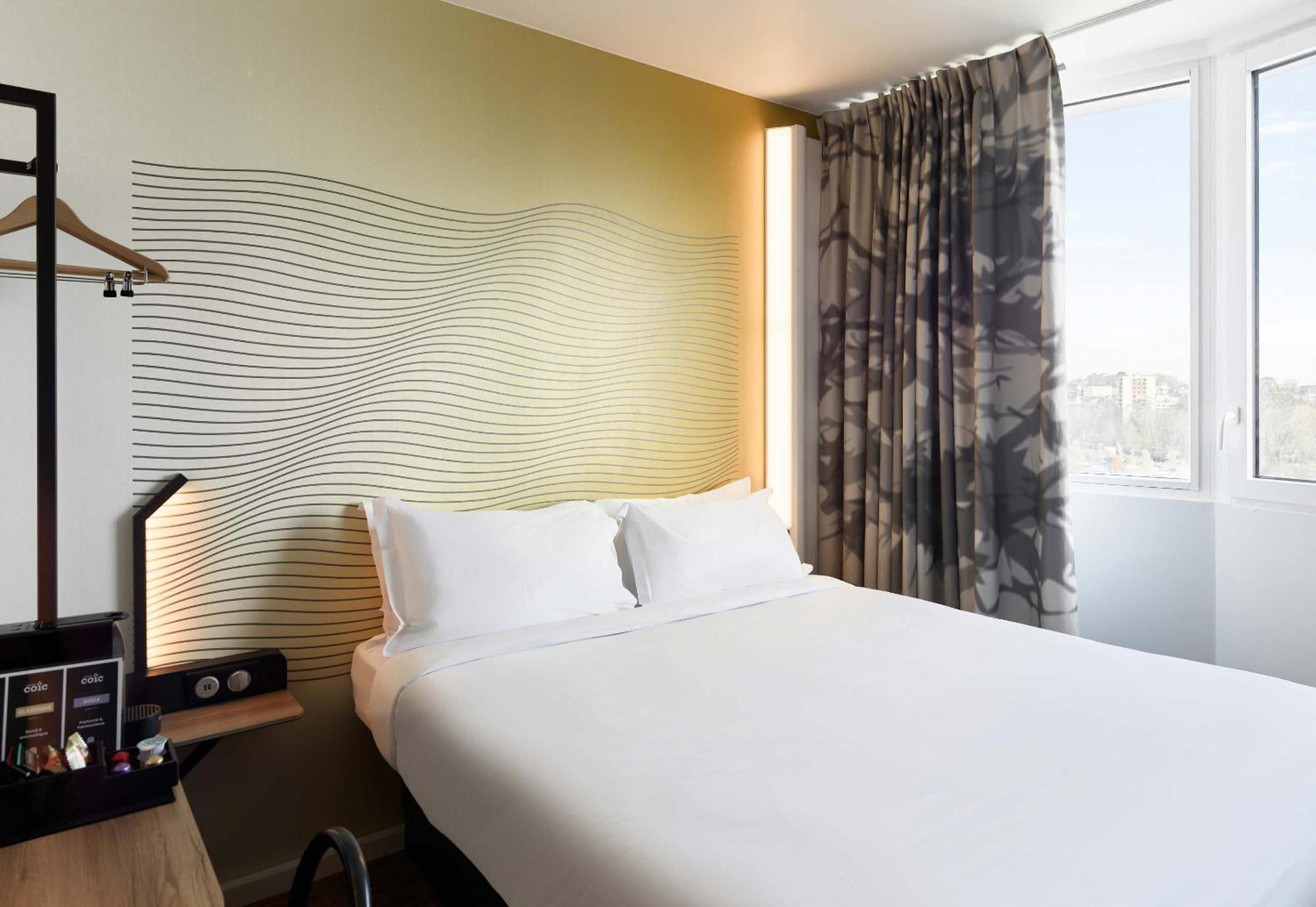 B&B Hotel Massy Gare Tgv Kültér fotó